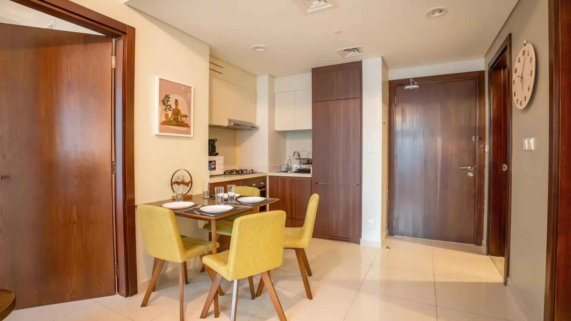Cozy Retreat With Burj Views By Bnbeyond Dubai