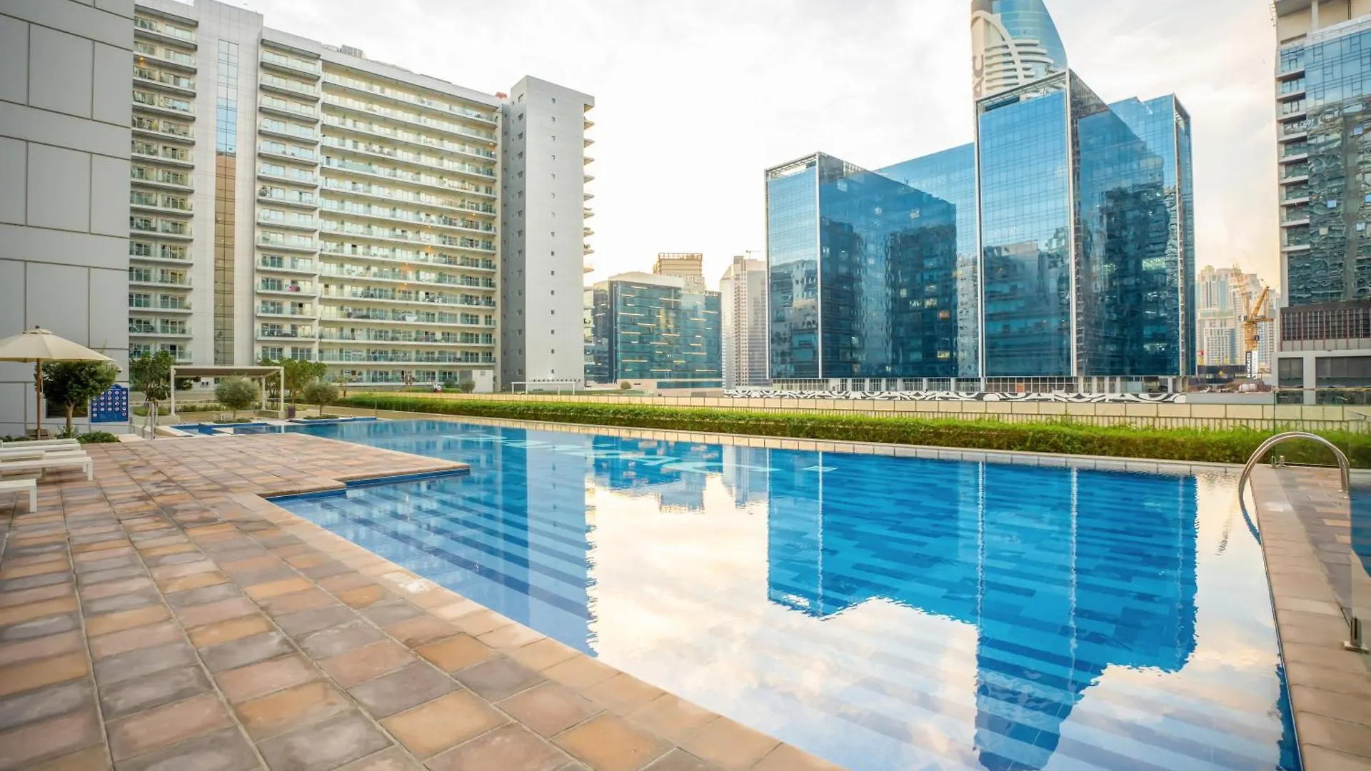 Apartment Cozy Retreat With Burj Views By Bnbeyond Dubai United Arab Emirates