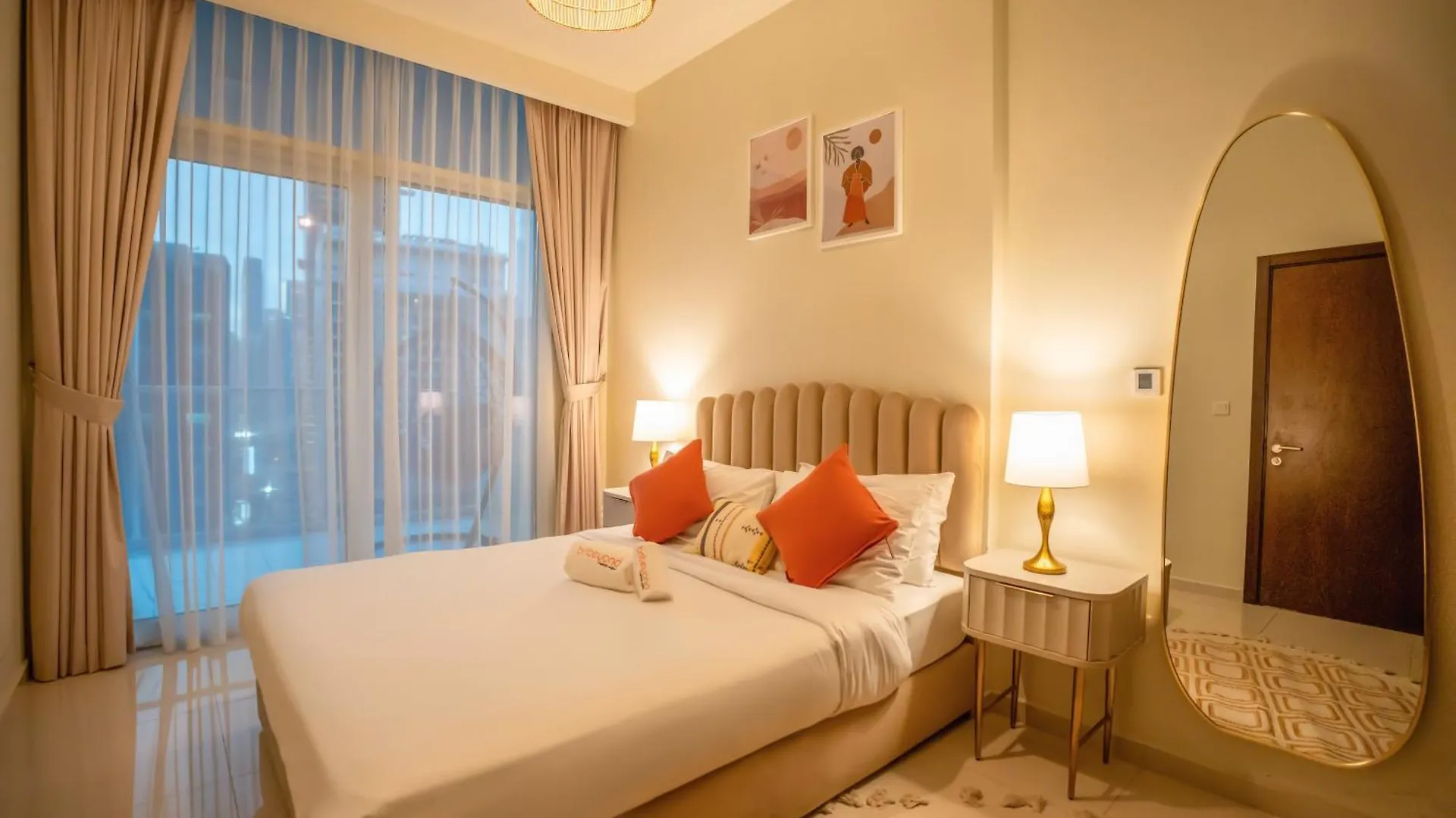 Apartment Cozy Retreat With Burj Views By Bnbeyond Dubai