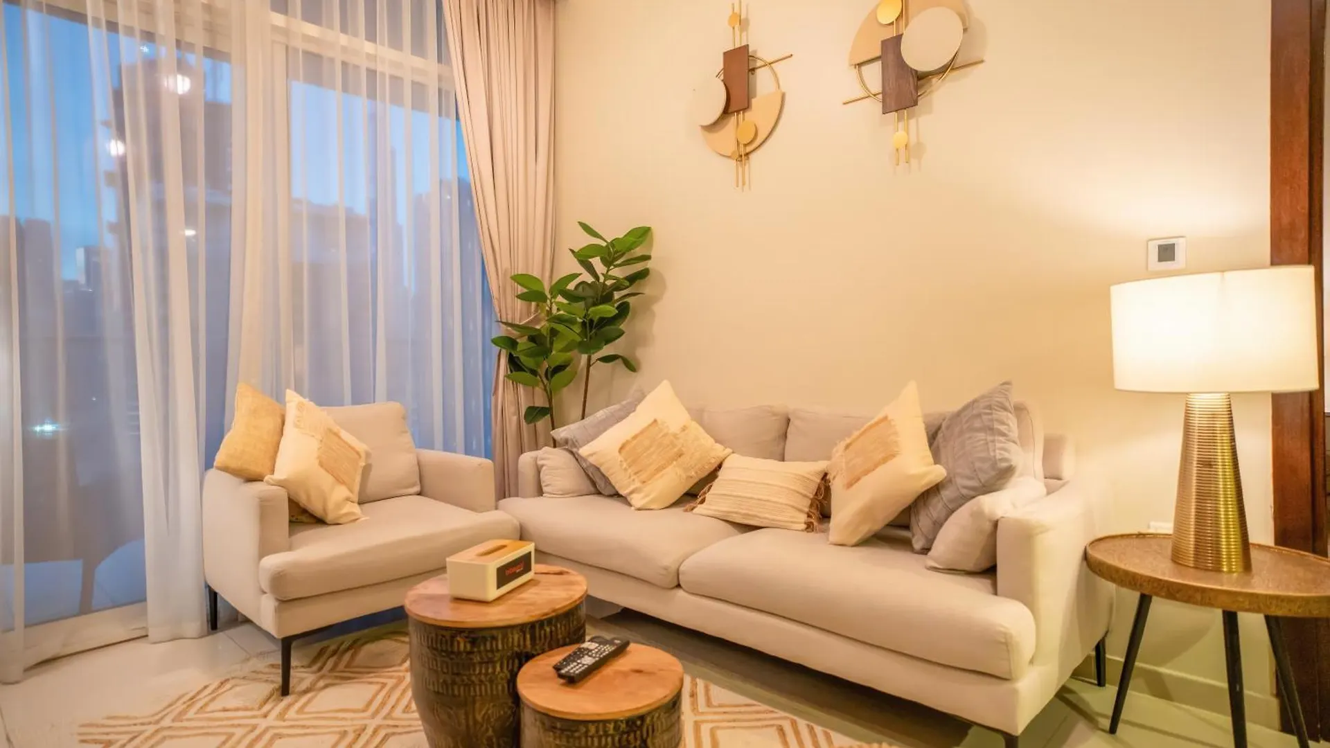 Cozy Retreat With Burj Views By Bnbeyond Dubai United Arab Emirates