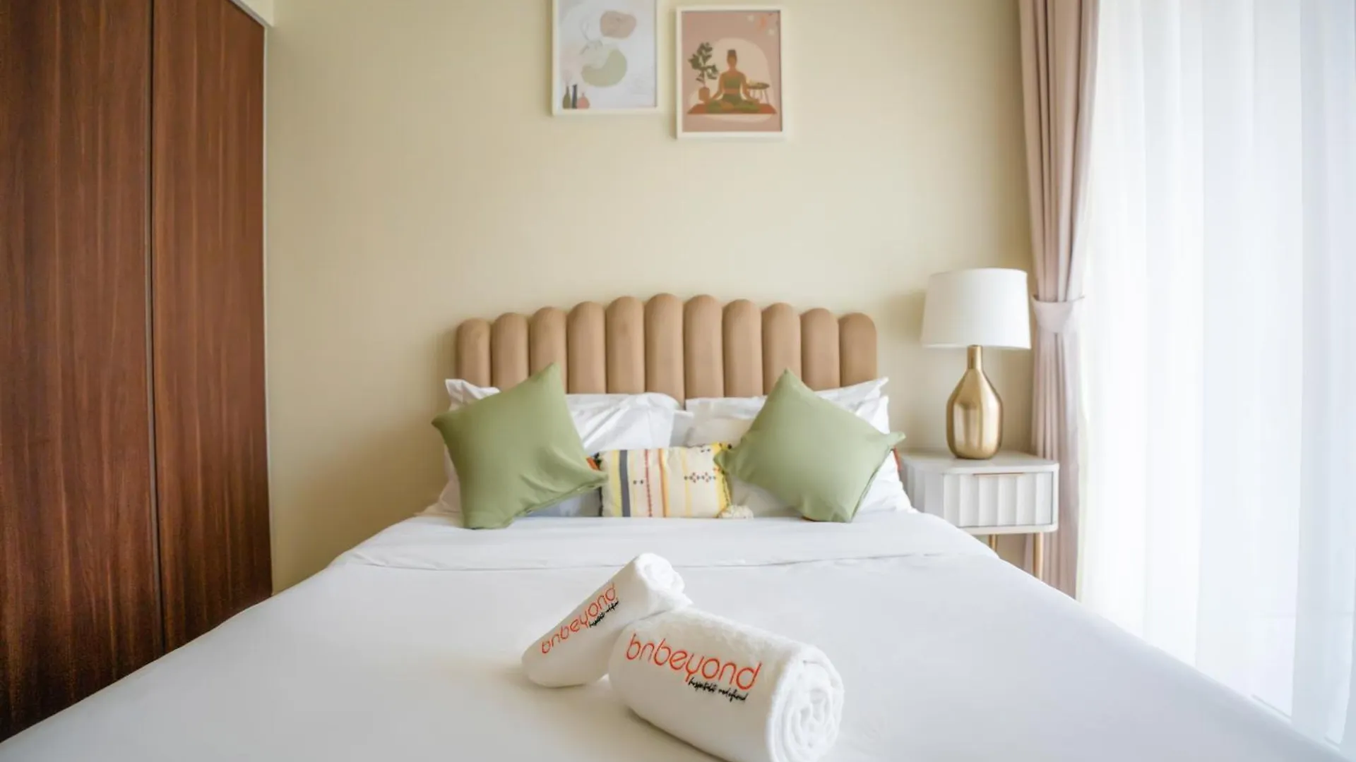 Cozy Retreat With Burj Views By Bnbeyond Dubai